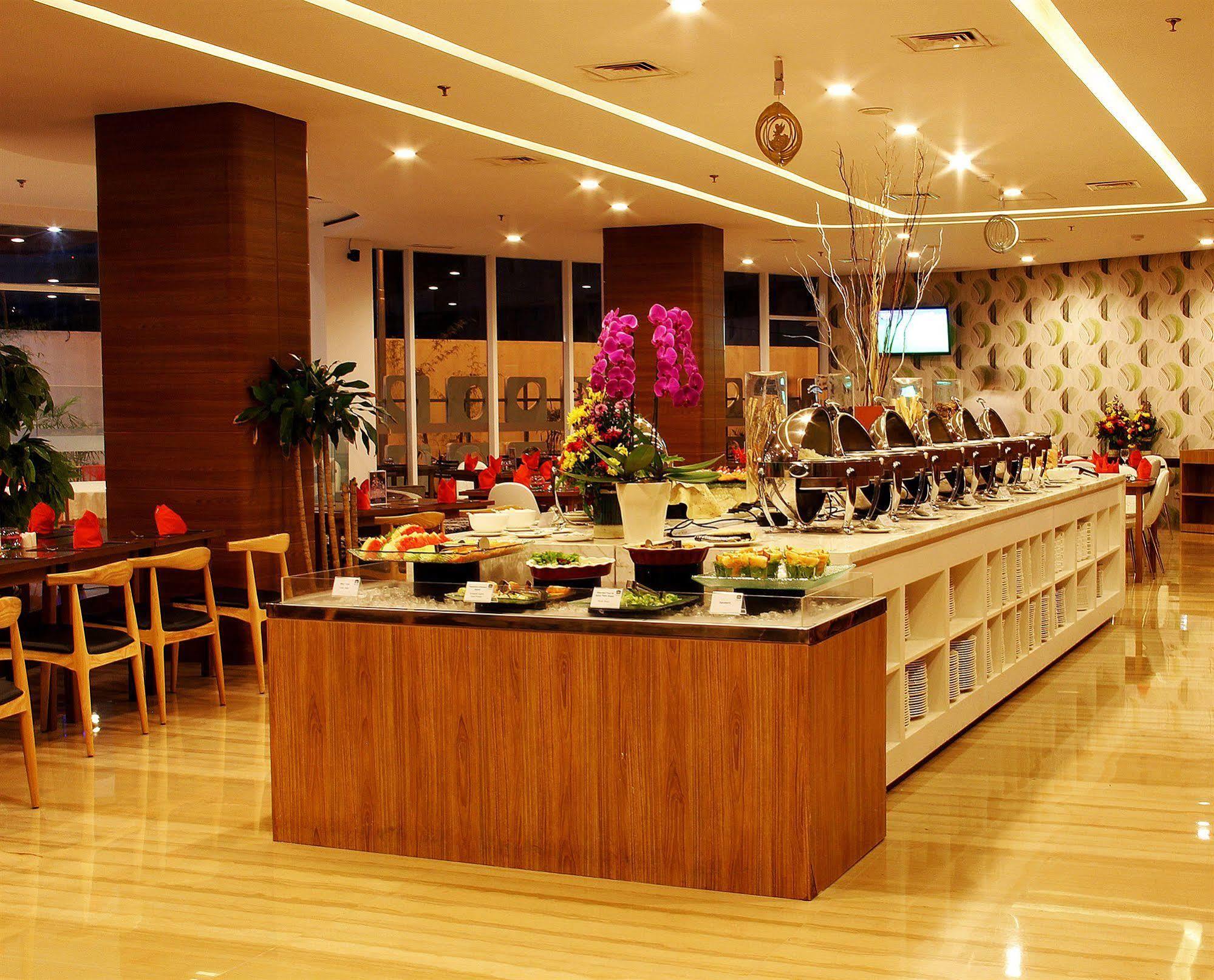 Hariston Hotel & Suites, Pluit - Jakarta Exteriör bild